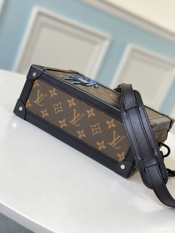 TRUNK VUITTON LOUIS SOFT 0727